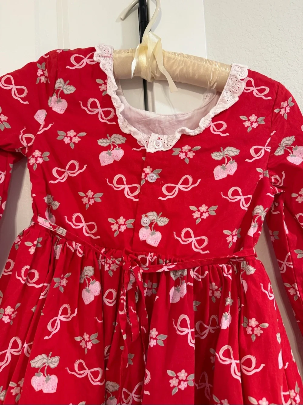 Girls' SweetHoney Red Long-Sleeve Strawberry Dress Set with Shorts Size 10 EUC